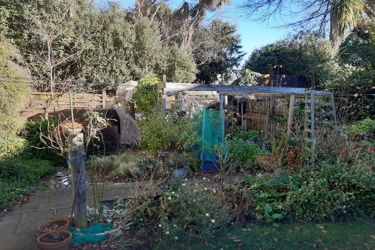 Photo of property in 1/135 Grahams Road, Burnside, Christchurch, 8053