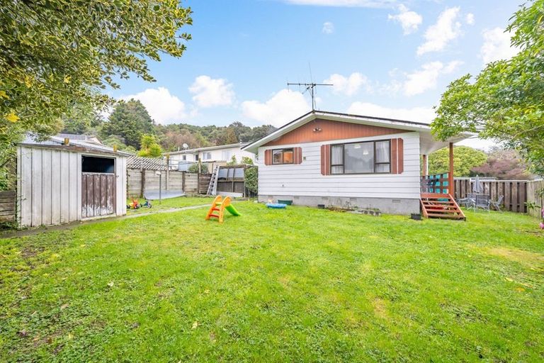 Photo of property in 15a Amber Grove, Birchville, Upper Hutt, 5018
