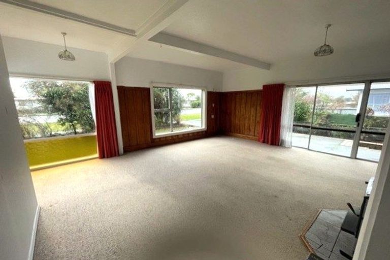 Photo of property in 67 Main Road, Harihari, 7884