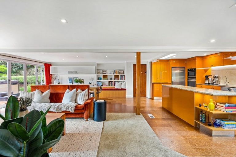 Photo of property in 161 Milton Road, Bluff Hill, Napier, 4110