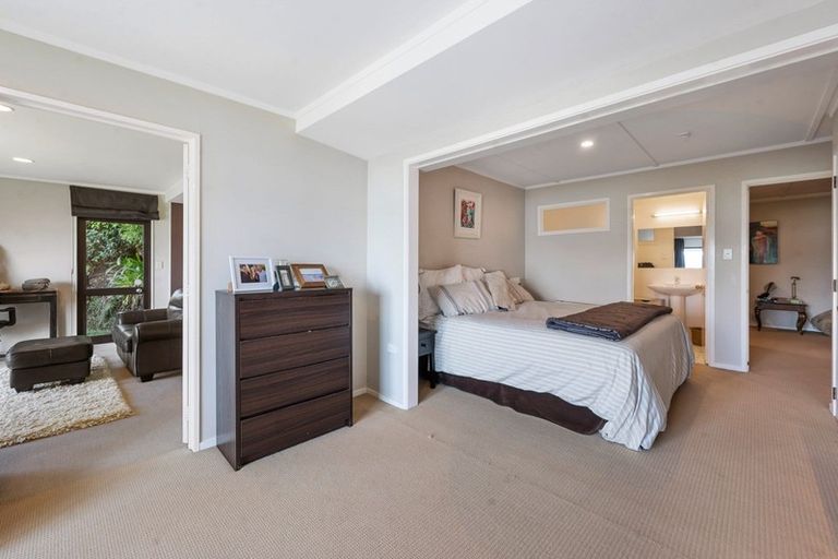 Photo of property in 155 Kawaha Point Road, Kawaha Point, Rotorua, 3010