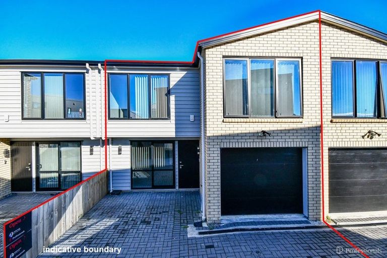 Photo of property in 164b Mahia Road, Wattle Downs, Auckland, 2103