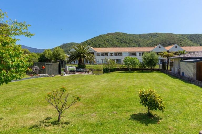 Photo of property in 291q Waikawa Road, Waikawa, Picton, 7220