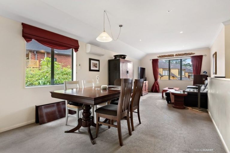 Photo of property in 30 Futuna Close, Karori, Wellington, 6012