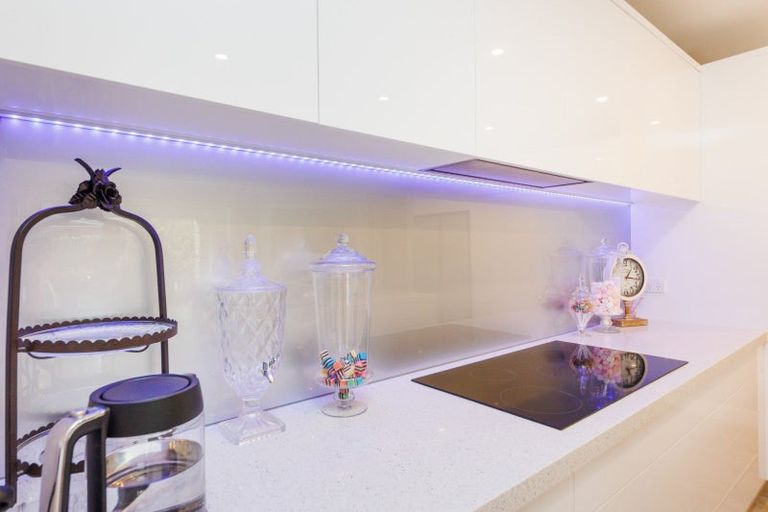 Photo of property in 9 Riverstone Grove, Hokowhitu, Palmerston North, 4410