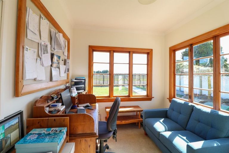 Photo of property in 17 Thackeray Street, Saint Andrews, 7988