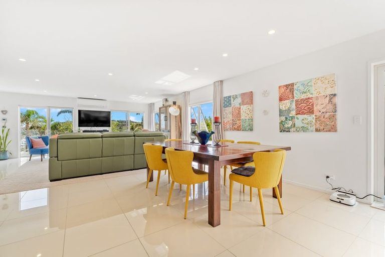 Photo of property in 51 Voyager Drive, Gulf Harbour, Whangaparaoa, 0930