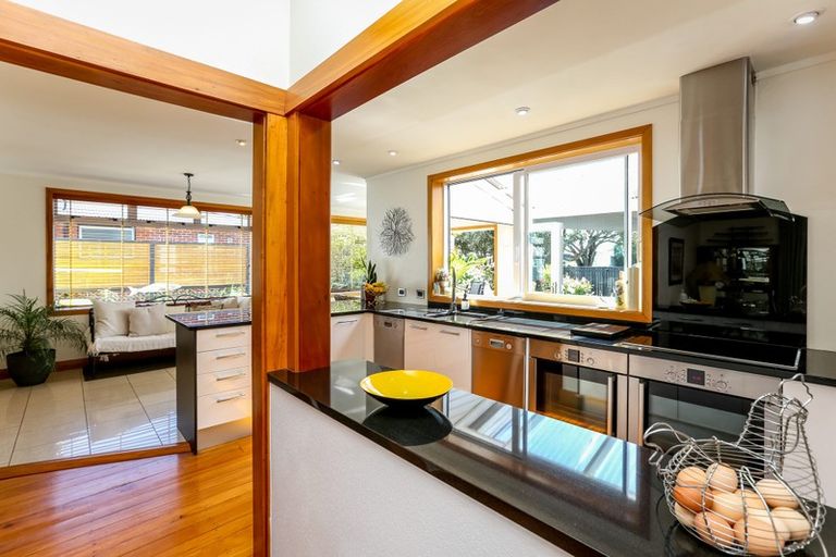 Photo of property in 27 Barriball Street, Fitzroy, New Plymouth, 4312