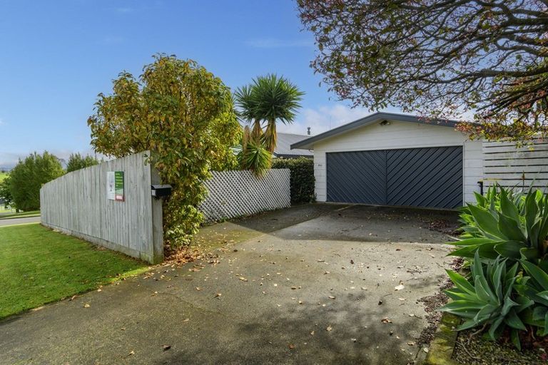 Photo of property in 60 Victory Street, Welcome Bay, Tauranga, 3112