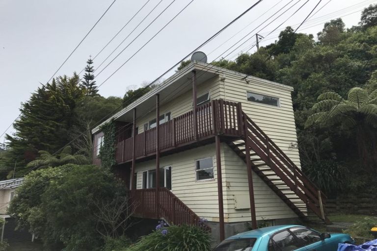 Photo of property in 5a Chella Way, Khandallah, Wellington, 6035