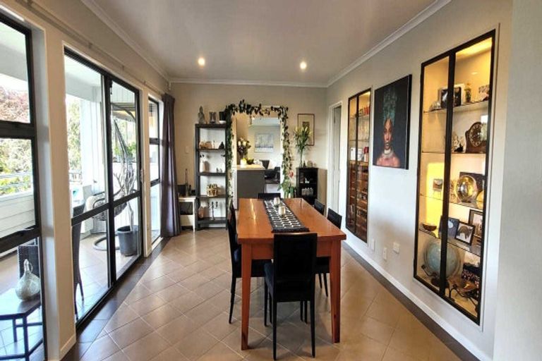 Photo of property in 82 Mchardy Street, Havelock North, 4130