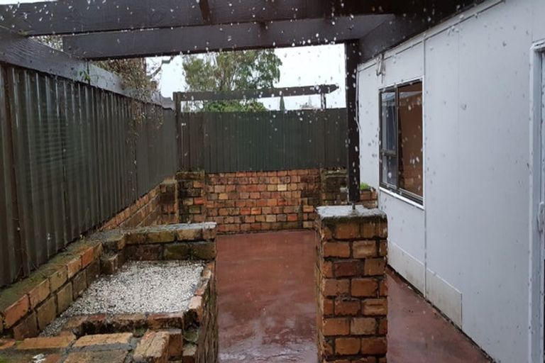 Photo of property in 46 Duggan Avenue, Mangere, Auckland, 2022