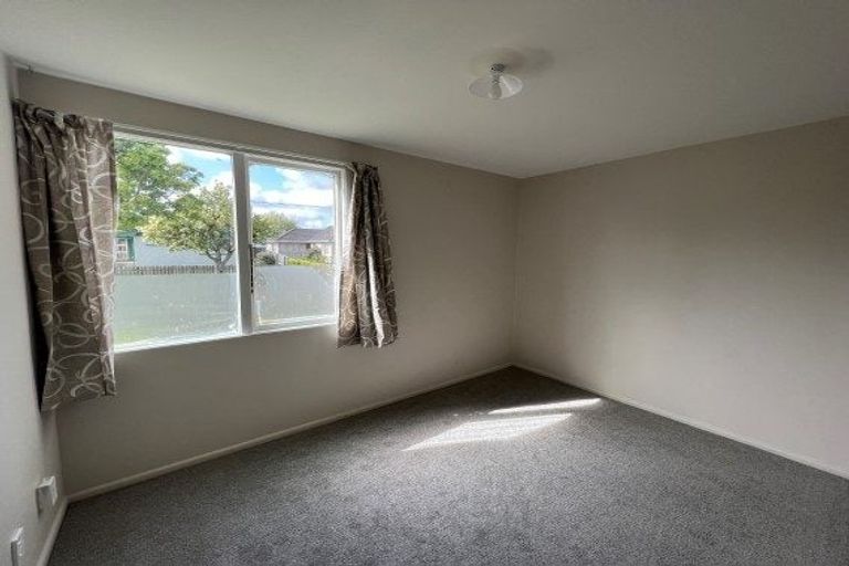 Photo of property in 5 Wayside Avenue, Burnside, Christchurch, 8053