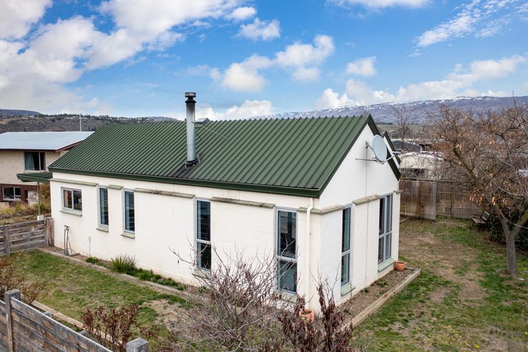 Photo of property in 76 Ashworth Street, Alexandra, 9320