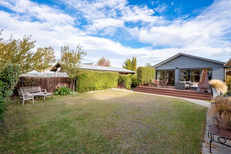 Photo of property in 140 Aubrey Road, Wanaka, 9305