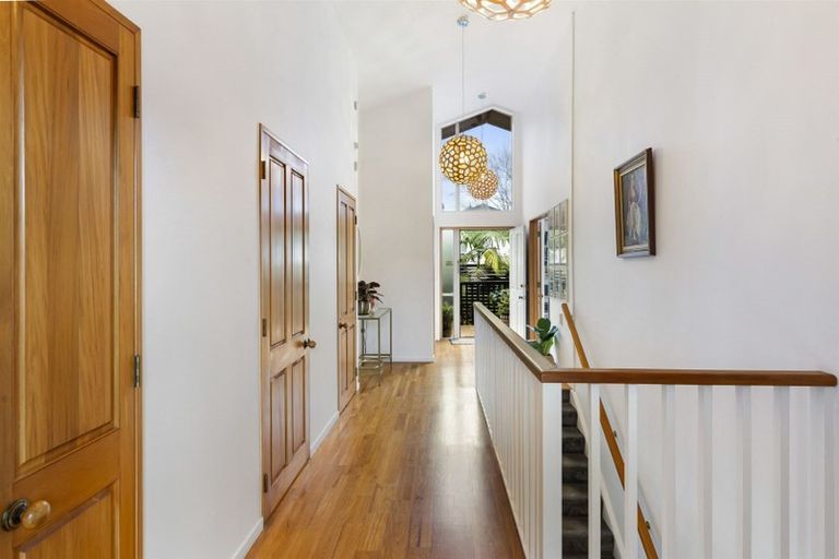 Photo of property in 7a Church Street, Northcote Point, Auckland, 0627