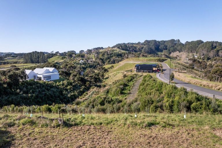 Photo of property in 9 Kapokapowai Street, Raglan, 3225