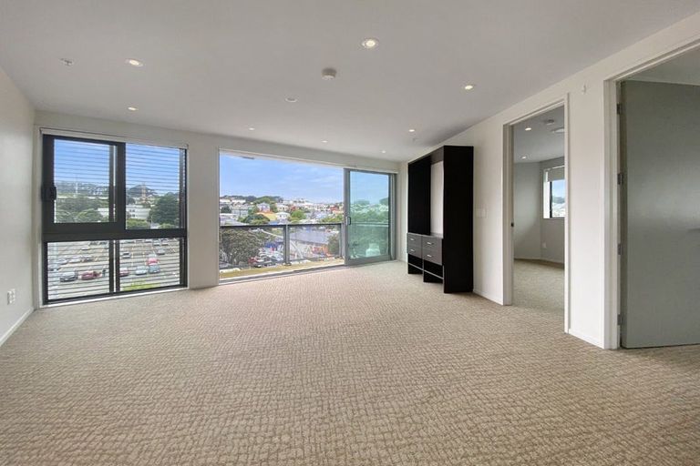 Photo of property in Masina Apartments, 214/80 Riddiford Street, Newtown, Wellington, 6021