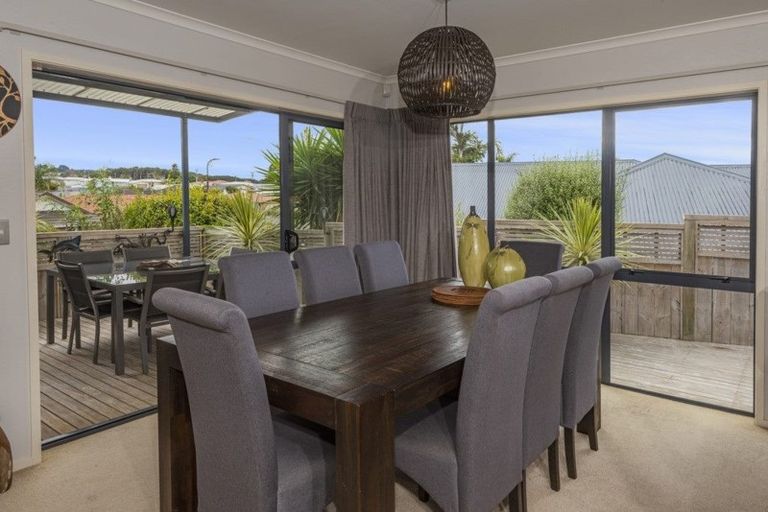 Photo of property in 24 Lochiel Place, Te Kamo, Whangarei, 0112