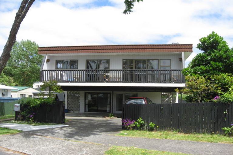 Photo of property in 2/20 Victoria Street, Pukekohe, 2120