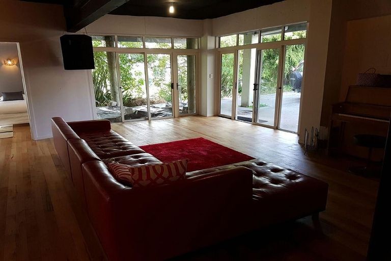 Photo of property in 9 Taurus Place, Kawaha Point, Rotorua, 3010