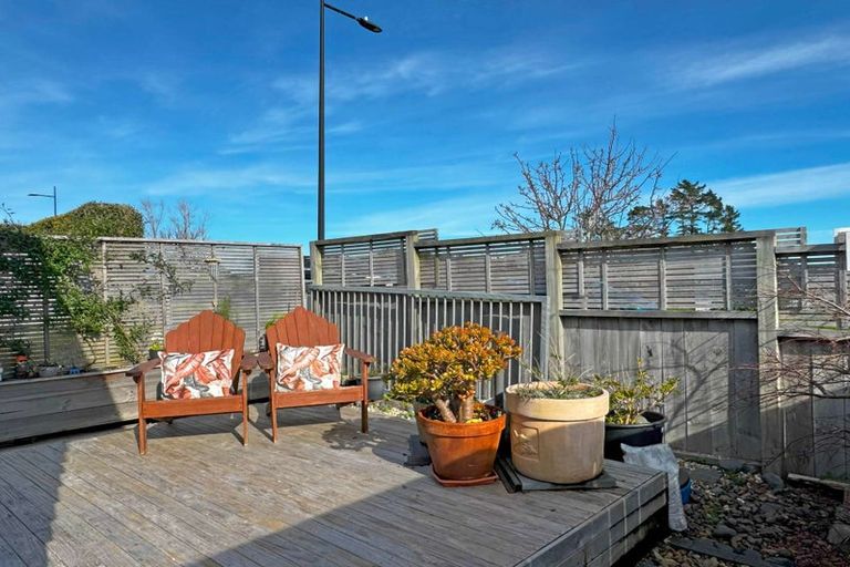 Photo of property in 76 Accolage Boulevard, Kumeu, 0810