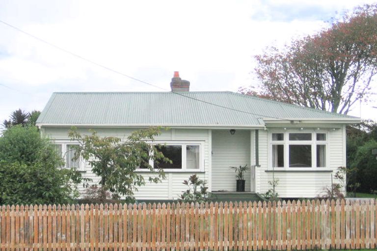 Photo of property in 1/46 James Laurie Street, Henderson, Auckland, 0612