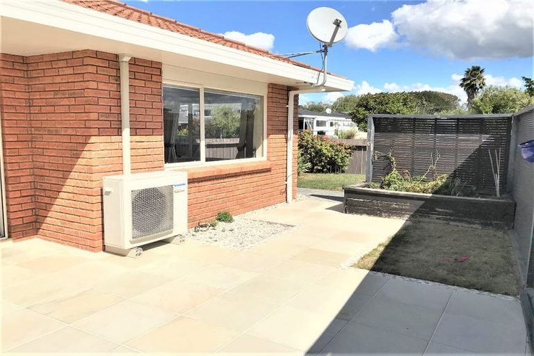 Photo of property in 37 Kulim Avenue, Otumoetai, Tauranga, 3110