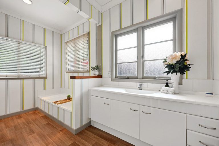 Photo of property in 7 Banbury Crescent, Fairfield, Hamilton, 3214