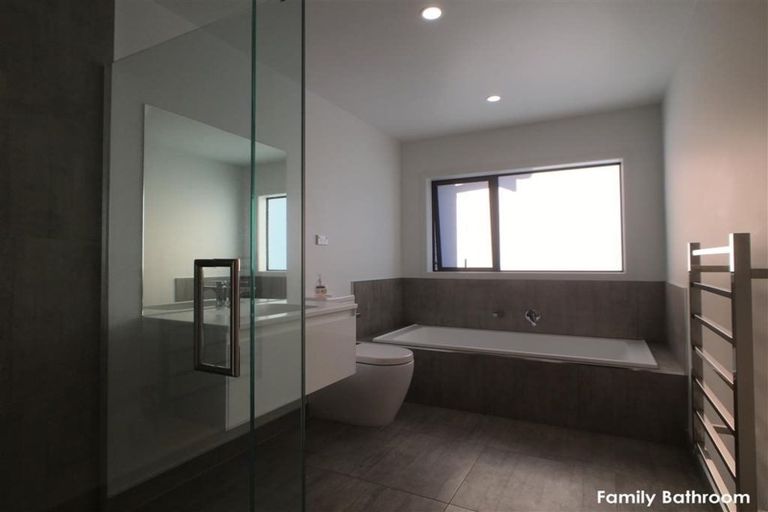 Photo of property in 9 Atalanta Way, Beachlands, Auckland, 2018