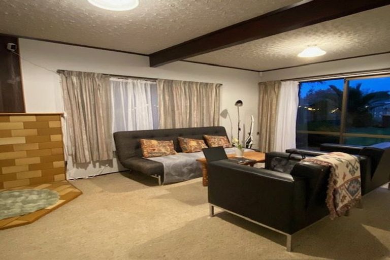 Photo of property in 15 Tangelo Place, Bucklands Beach, Auckland, 2012
