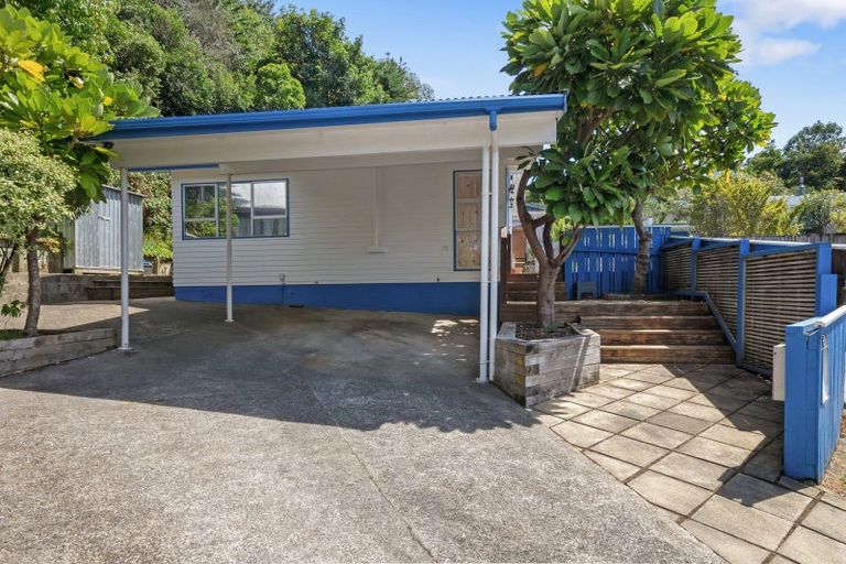 Photo of property in 11 Gainsborough Grove, Belmont, Lower Hutt, 5010