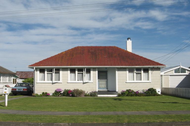 Photo of property in 14 Churchill Crescent, Te Hapara, Gisborne, 4010