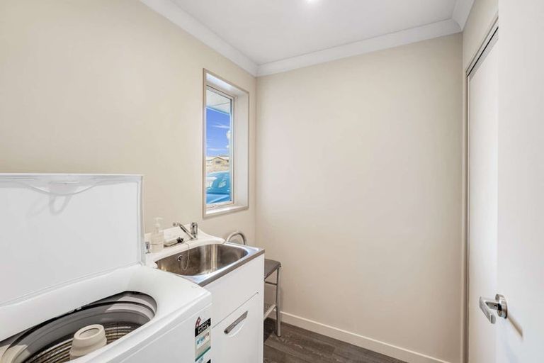 Photo of property in 30 Missy Crescent, Mount Pisa, Cromwell, 9383