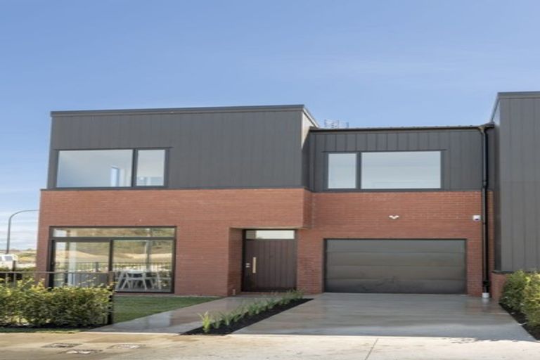 Photo of property in 30 Ngakoro Road, Karaka, Papakura, 2113