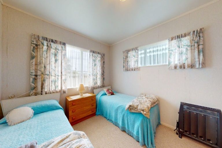 Photo of property in 61 Hayward Road, Ngatea, 3503