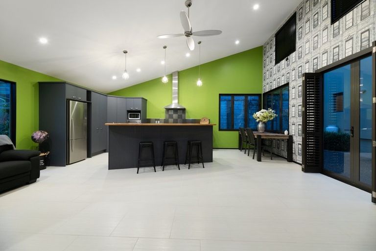 Photo of property in 11 Sabana Place, Bethlehem, Tauranga, 3110