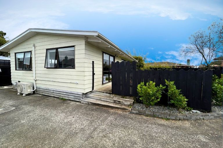 Photo of property in 626 Te Atatu Road, Te Atatu Peninsula, Auckland, 0610