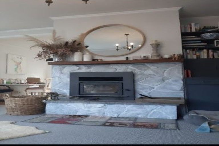 Photo of property in 27 Matai Road, Raumati South, Paraparaumu, 5032