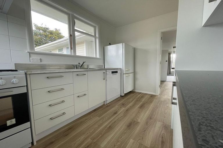 Photo of property in 30 Ashford Avenue, Hokowhitu, Palmerston North, 4410