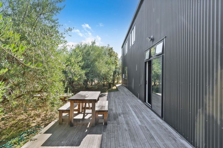 Photo of property in 6 Daniel Street, Martinborough, 5711