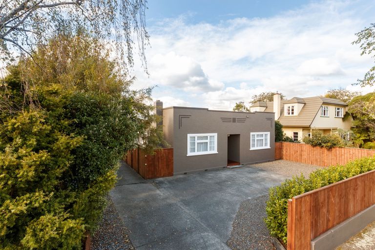 Photo of property in 23 Ngaio Street, West End, Palmerston North, 4412