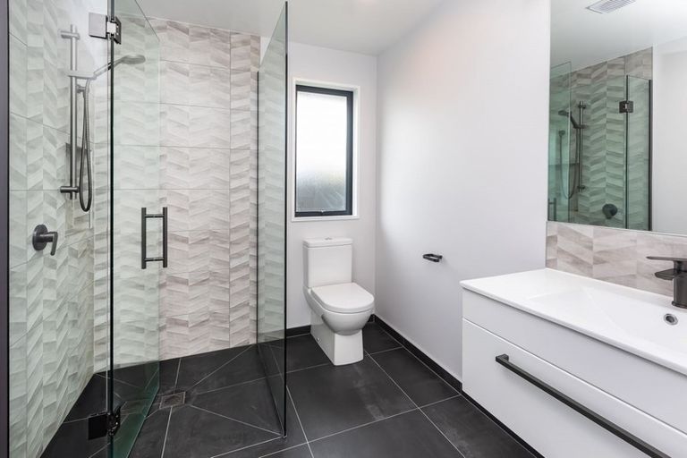 Photo of property in 13 Catchpole Place, Woodend, 7610