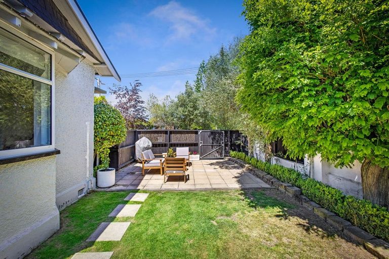 Photo of property in 126 Hamilton Avenue, Ilam, Christchurch, 8041