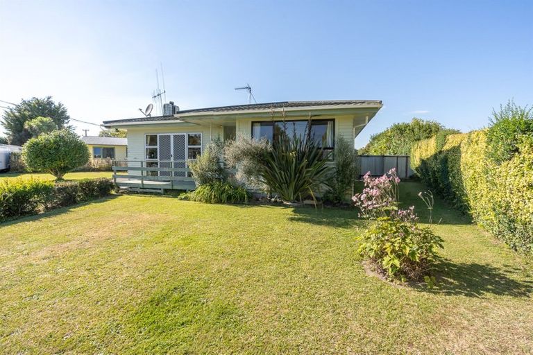 Photo of property in 6 Gwendoline Place, Glenview, Hamilton, 3206