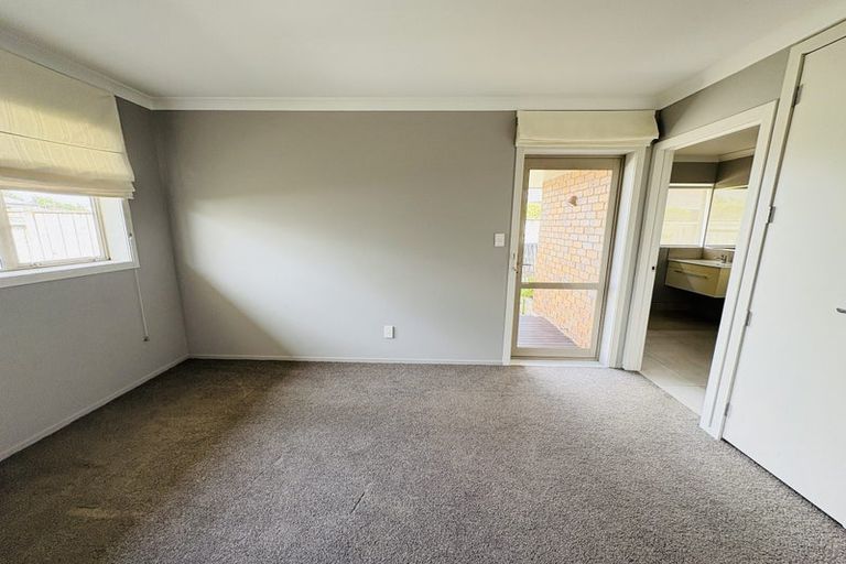 Photo of property in 21 Liberty Grove, Kelvin Grove, Palmerston North, 4414