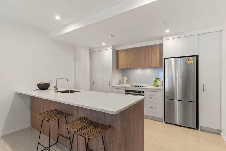 Photo of property in 12/17 Link Crescent, Stanmore Bay, Whangaparaoa, 0932