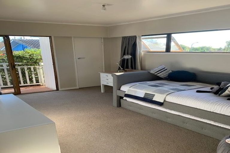 Photo of property in 28 Lakeside Drive, Pahurehure, Papakura, 2113