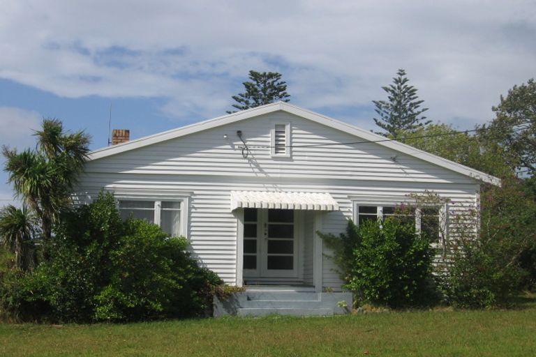 Photo of property in 9 Pine Street, New Lynn, Auckland, 0600