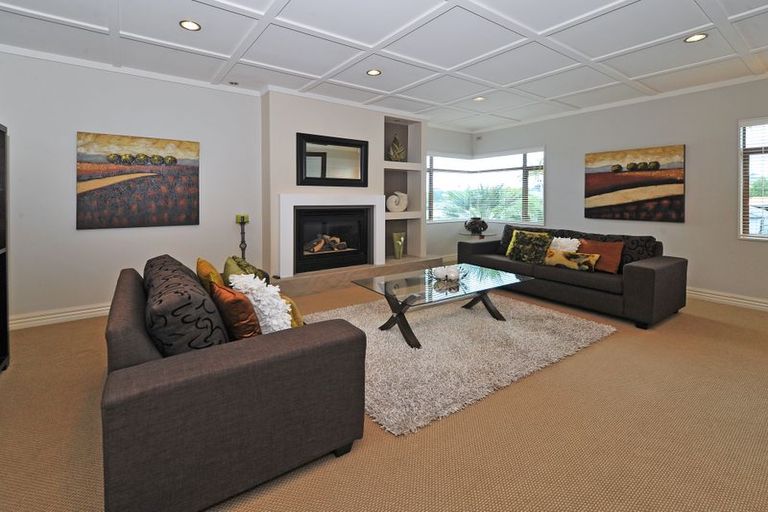 Photo of property in 6 Phoenicia Court, The Gardens, Auckland, 2105